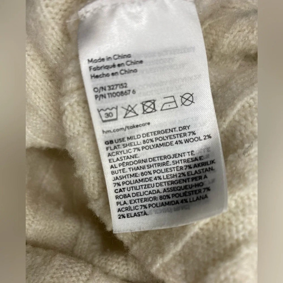 H&M sweater dress - Picture 6 of 12